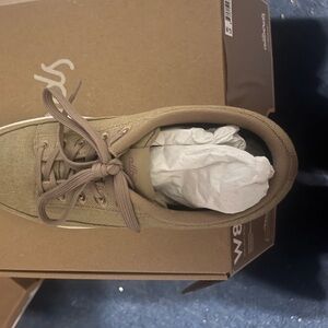 Allbirds canvas pacer women’s size 8 hazy beige brand new